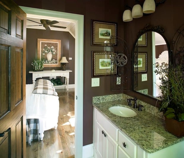 Small Bathroom 2
