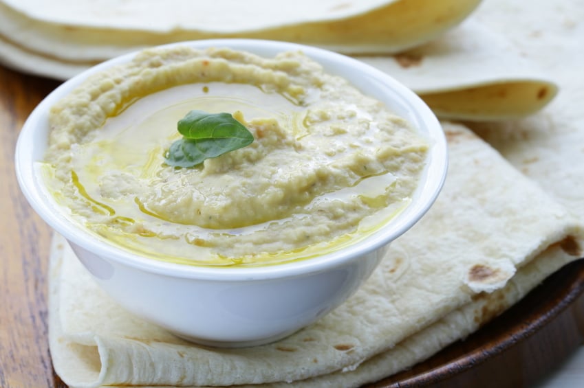 Hummus, tahini, pita