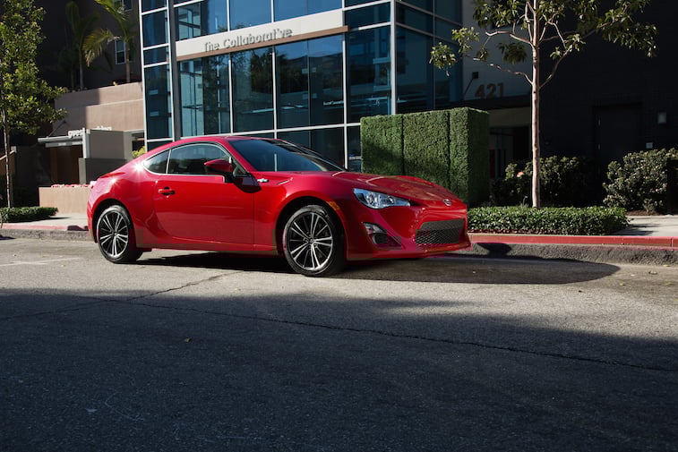 2015_2016_Scion_FRS_016_477E3E136C0309DA7CB606E8F240399EACE873ED