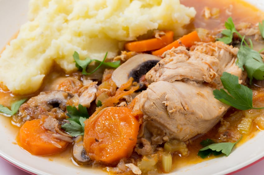chicken stew with carrots and mushrooms