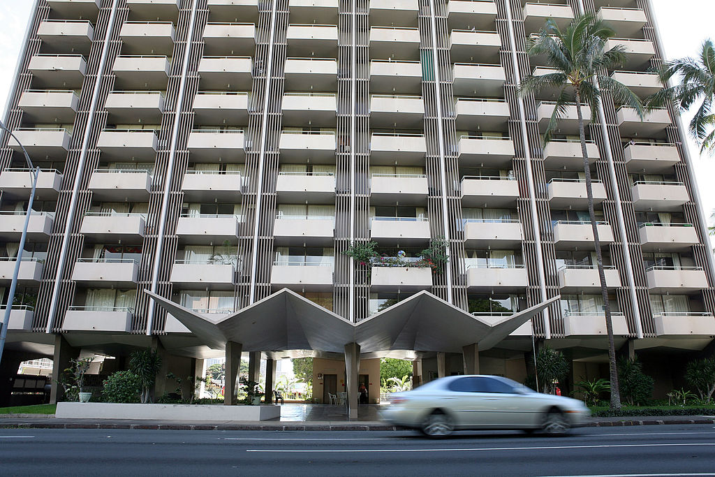 honolulu apartment building