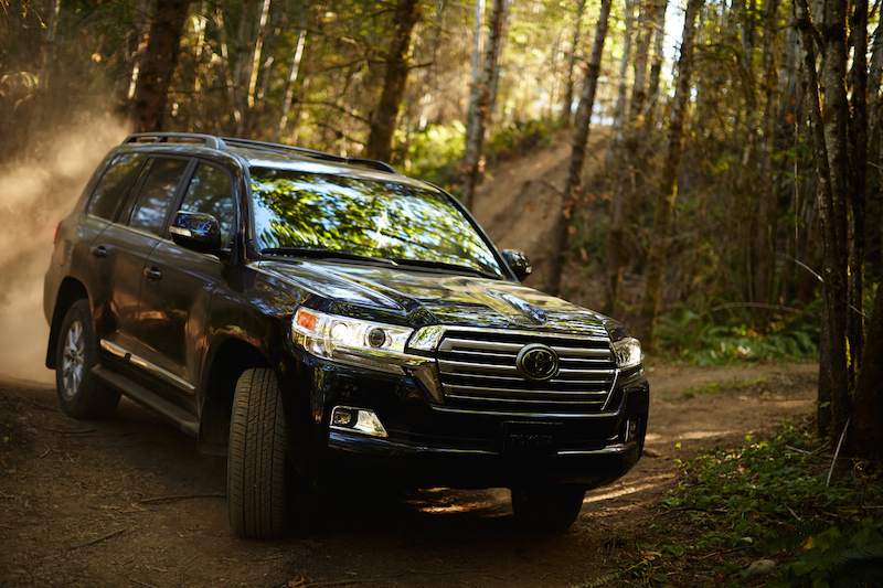 2016_Toyota_Land_Cruiser_25_7AC53D9C89C6EAF8930E12CEC8F20474744CB275
