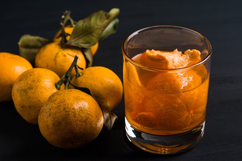 tangerine cocktail with fresh tangerines