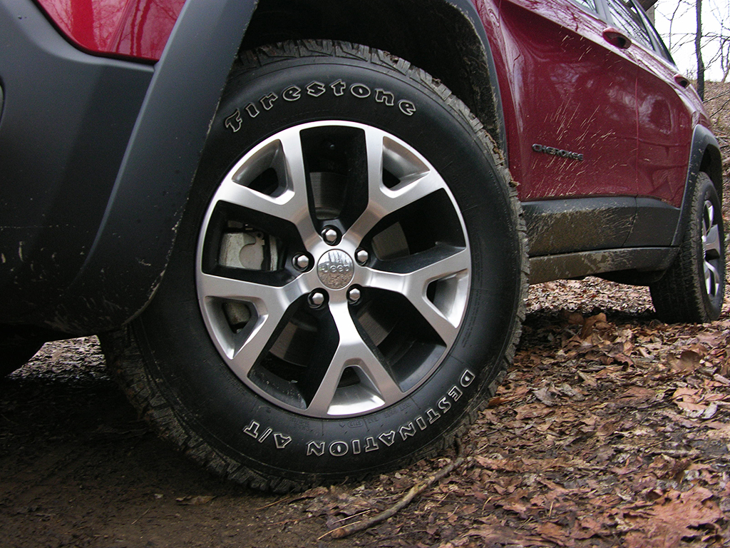 2016 Jeep Cherokee Trailhawk Review: A Wrangler for the Suburban Set | 2014+ Jeep Cherokee Forums 2016 Jeep Cherokee Trailhawk Review: A Wrangler for the Suburban Set | 2014+ Jeep Cherokee Forums