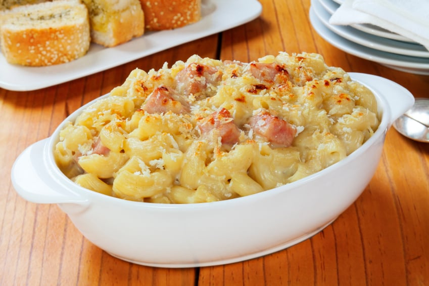 white casserole of macaroni and cheese with ham
