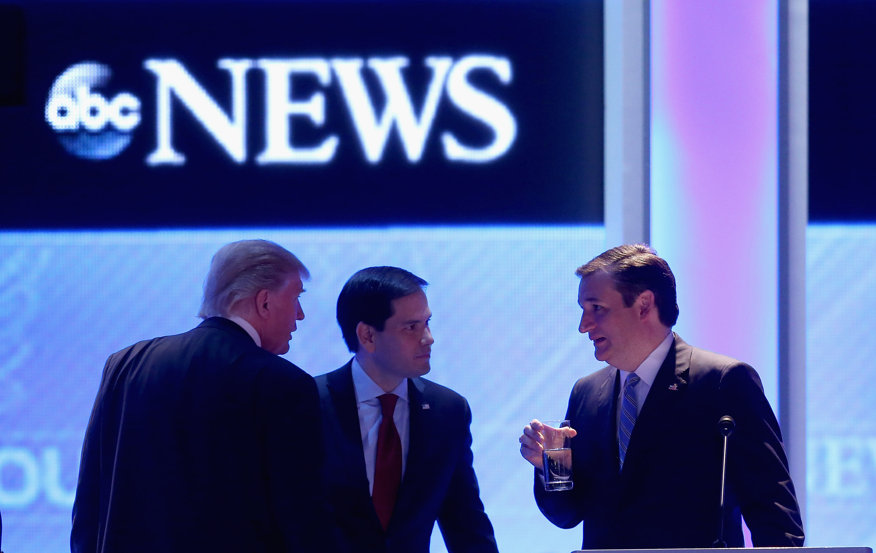 Republican leaders gather prior to a debate