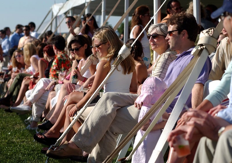 Wealthy Americans in the Hamptons / Spencer Platt/Getty Images