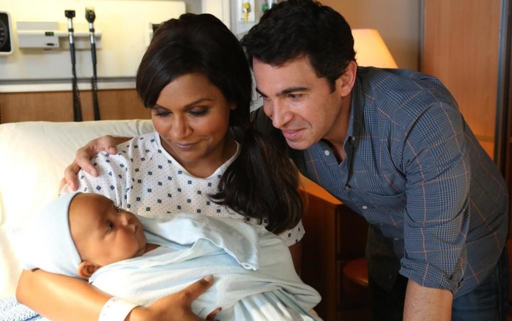 Mindy Paling and Chris Messina in Hulu's The Mindy Project