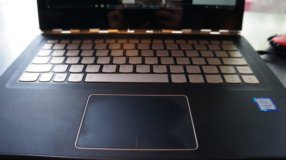 Lenovo Yoga 900s