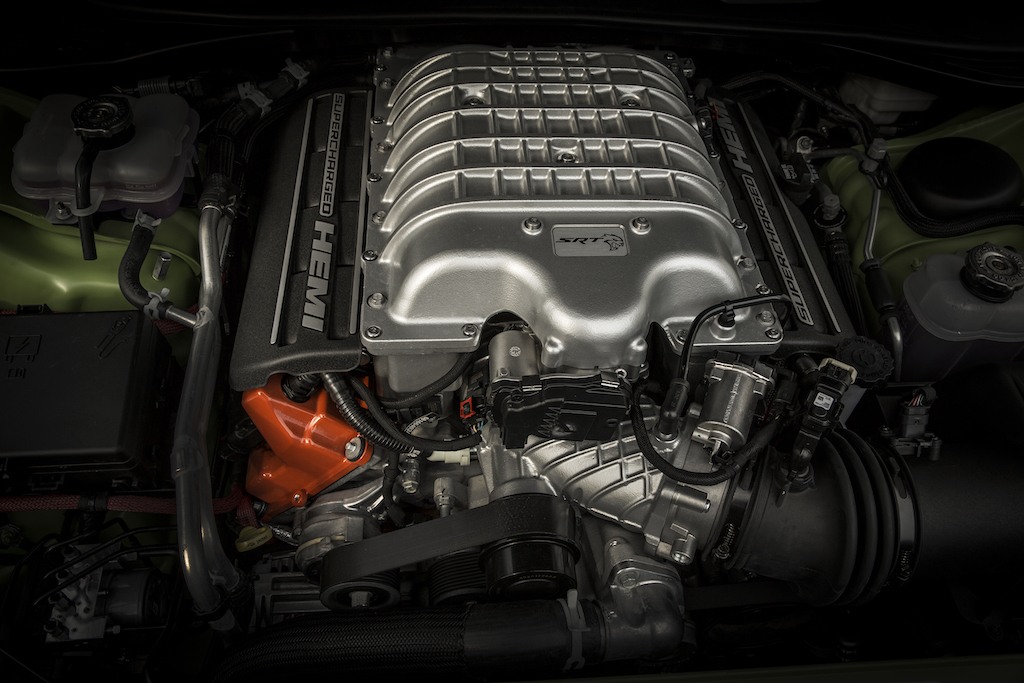 2016 Dodge Challenger SRT Hellcat engine