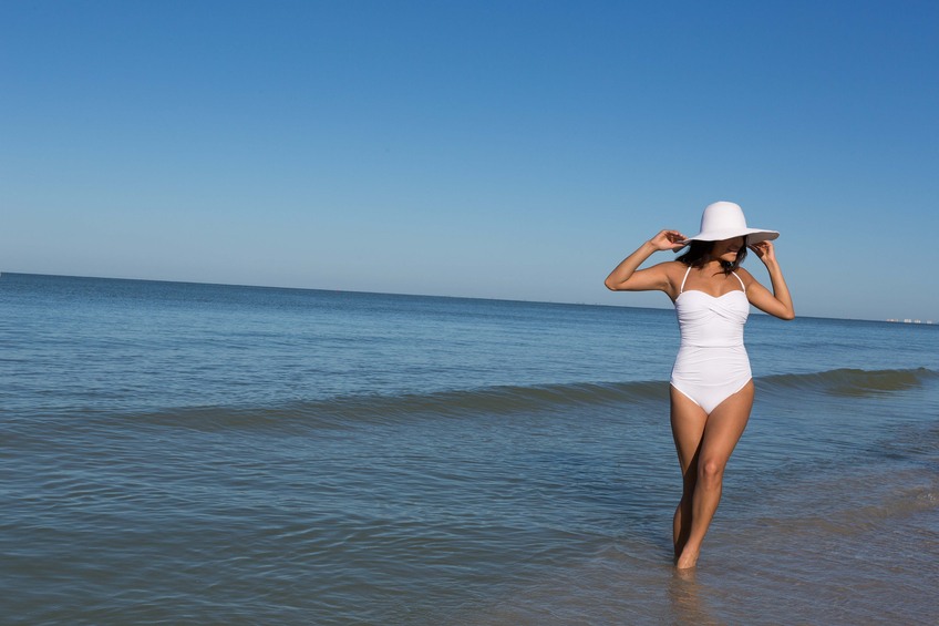 The Do’s and Don’ts of Dressing for the Beach