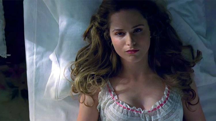 Dolores (Evan Rachel Wood) awakens from her reboot in a scene from 'Westworld'