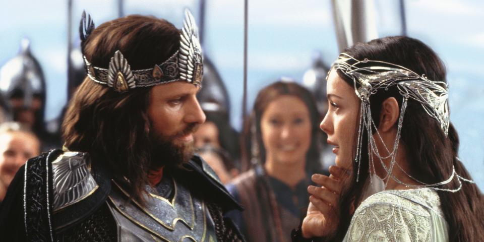 Aragorn (Viggo Mortensen) and Arwen (Liv Tyler) in 'Lord of the Rings: Return of the King'