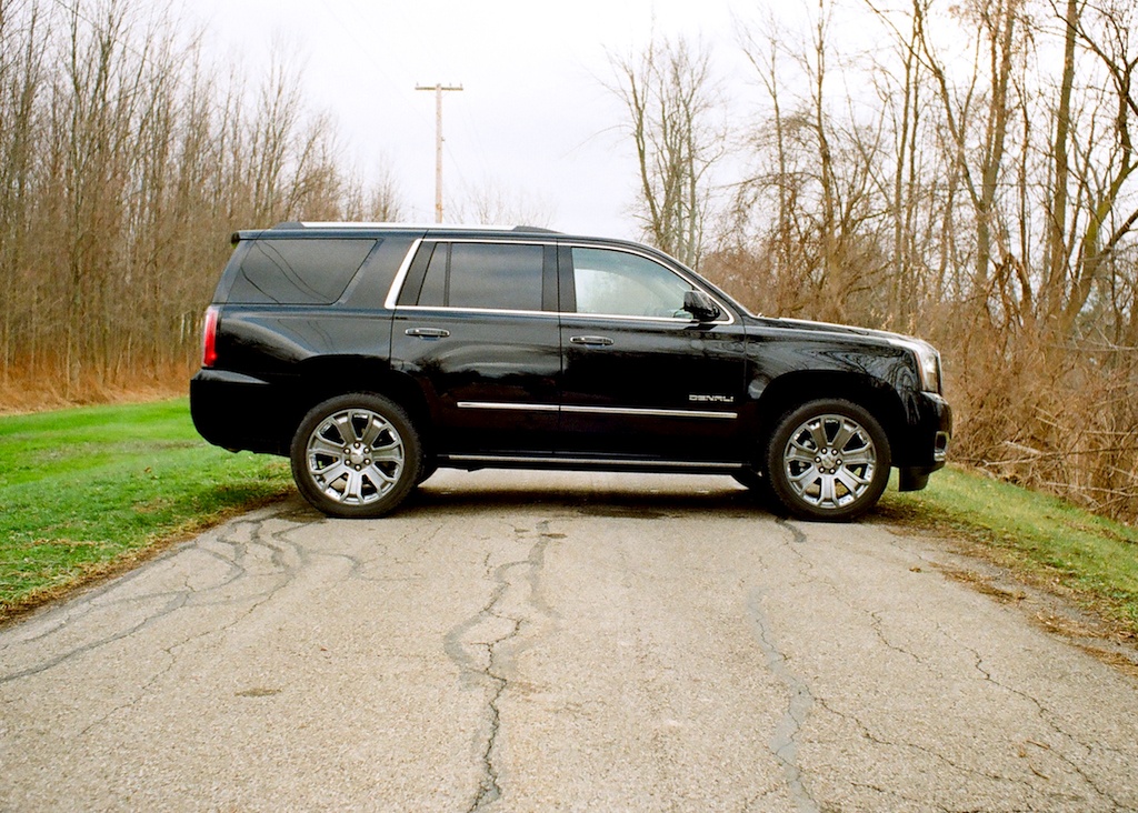 2017 GMC Yukon Denali | James Derek Sapienza/Autos Cheat Sheet