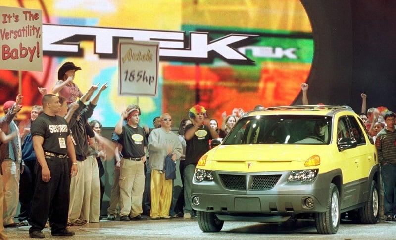 GM unveils the Pontiac Aztek, January 2000