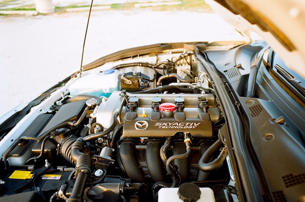 engine of the 2017 Mazda Miata GT