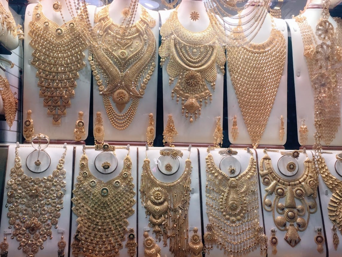 gold necklaces for sale
