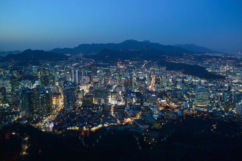 The northern city skyline of Seoul at dusk