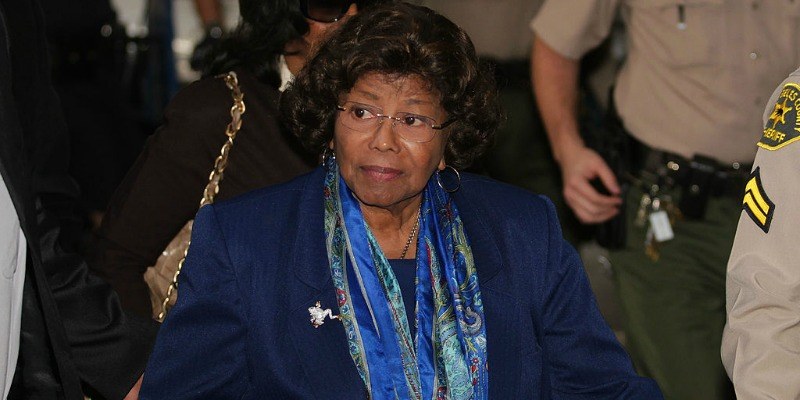 Katherine Jackson enters the Los Angeles County courthouse.