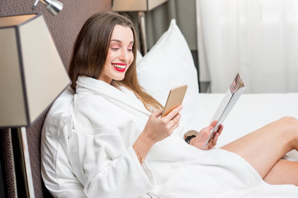 Calling with mobile phone to the concierge service