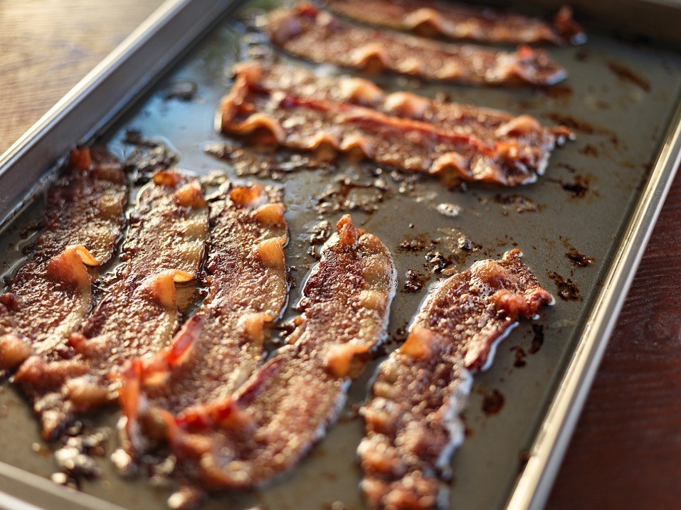 making bacon in oven kitchen