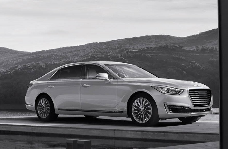 2017 Genesis G90
