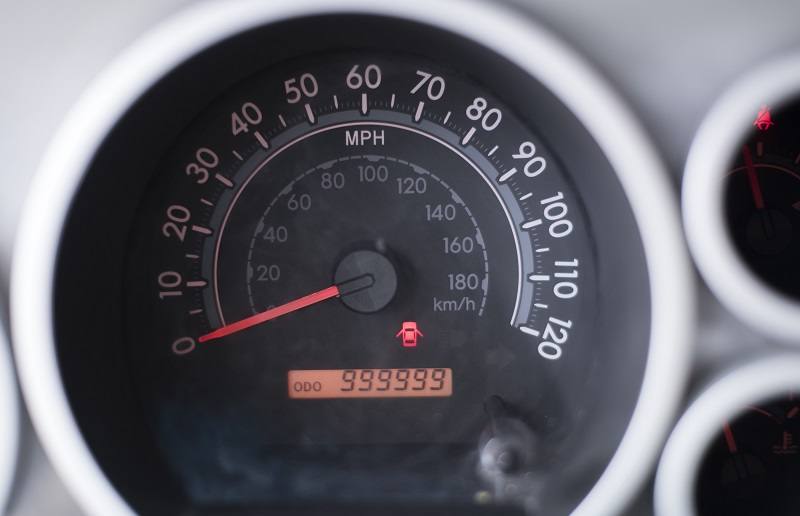 Victor Sheppard became an unwitting Facebook marvel as friends of Greg LeBlanc Toyota followed his 2007 TundraÕs trek to hitting 1 million miles.
