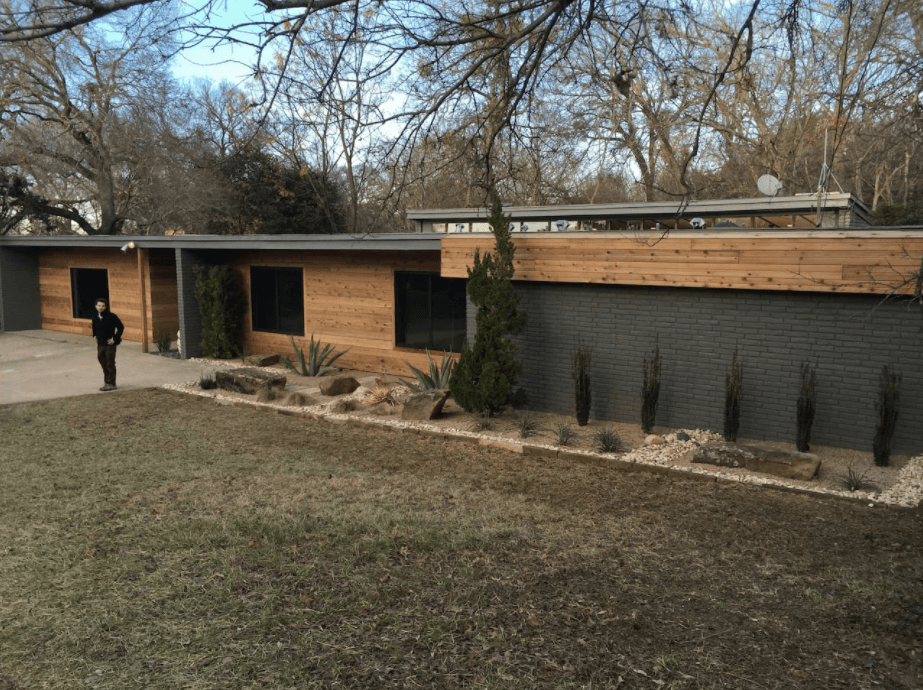 Mid-Mod house