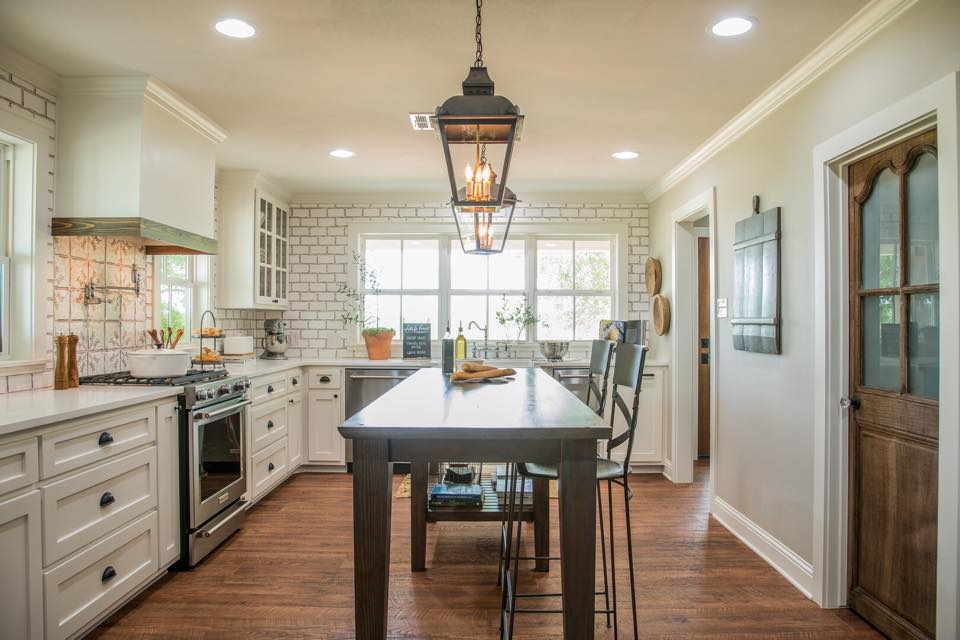 farmhouse kitchen