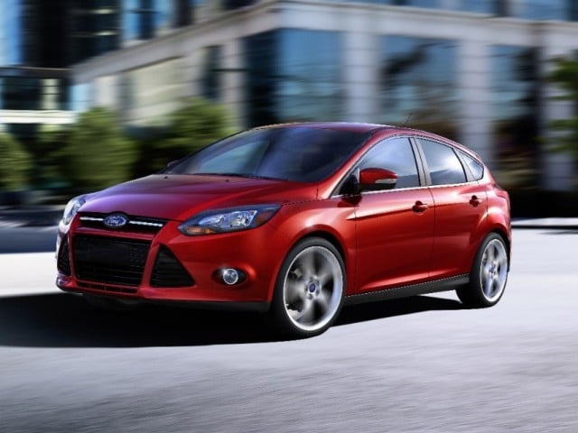 14FordFocus_02_HR