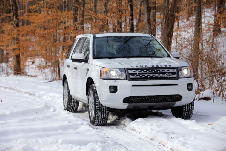Land Rover in Snow