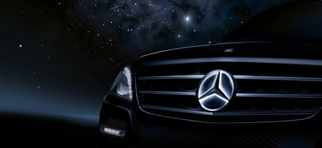 Mercedes-Illuminated-Star-e1384375837372.jpg