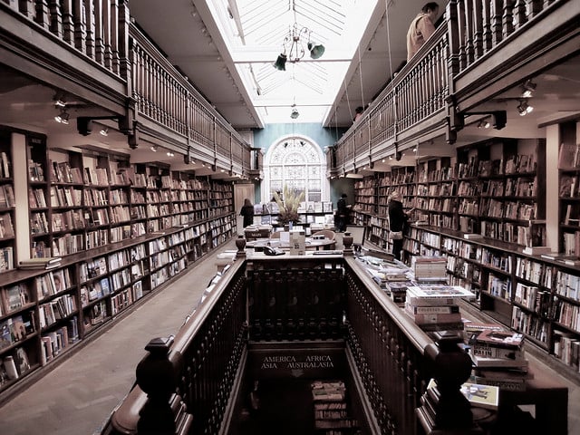 Source: http://www.flickr.com/photos/alastair-dunning/