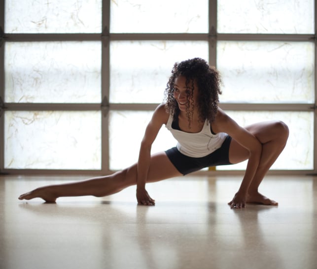 woman, fitness, exercise, lunges, stretch