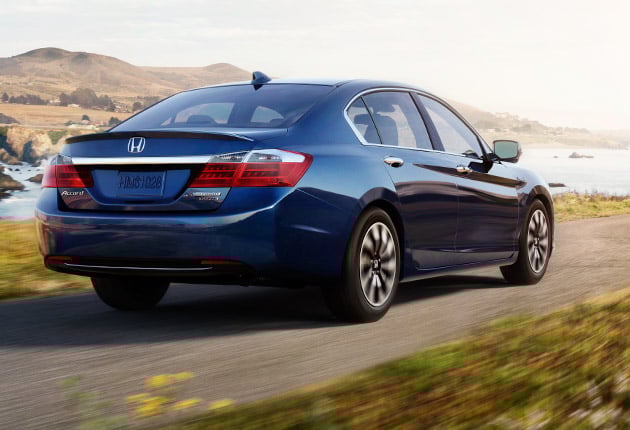 2014-honda-accord-hybrid-sedan-style