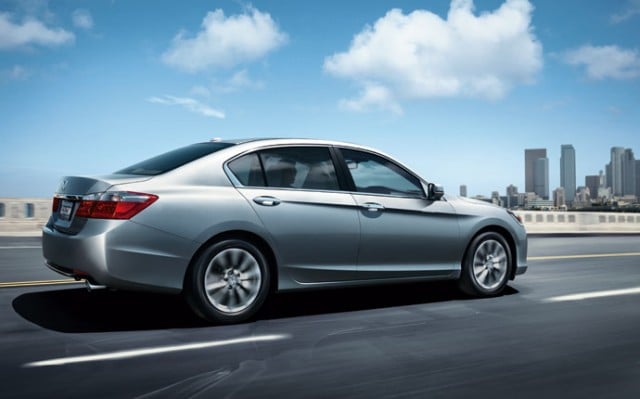 2014-honda-accord-sedan-side1a