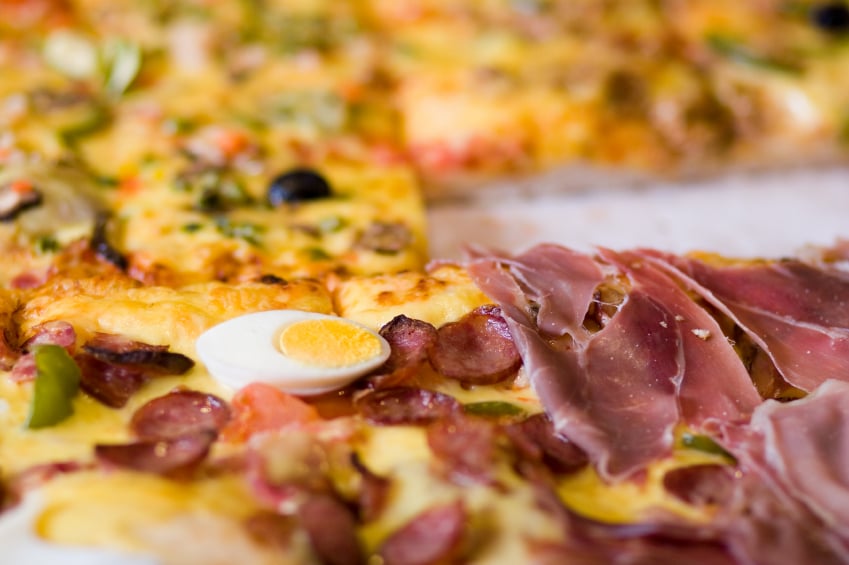 Egg Olive Ham Pizza