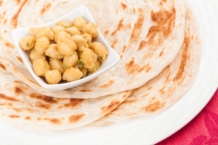 chickpeas and tortillas
