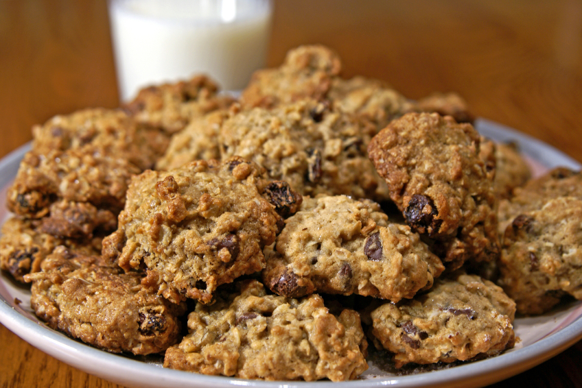 14 Wonderful Ways to Bake Healthy Oats Into Your Cookies
