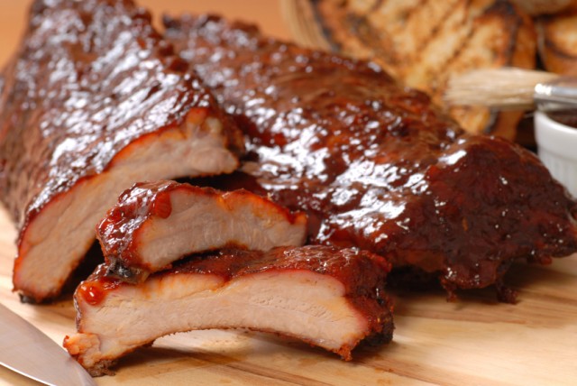 Recipes for Tender Ribs That Fall Off of the Bone