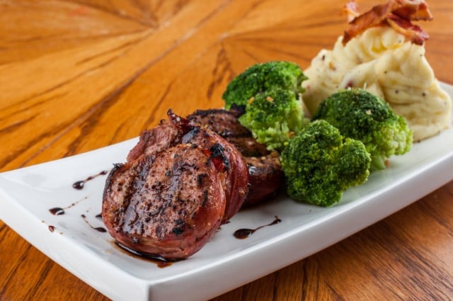pork with broccoli and mashed potatoes