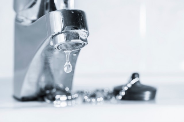 how to fix a leaky faucet