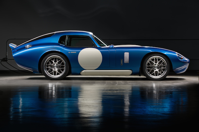 Renovo Coupe 6