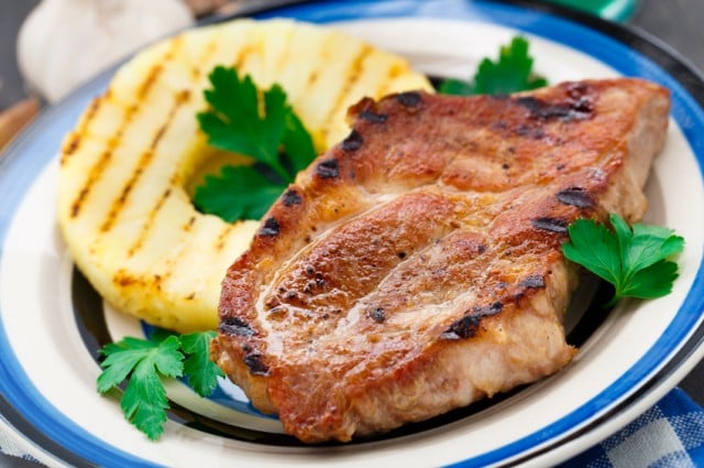 Skinny pineapple teriyaki pork chops
