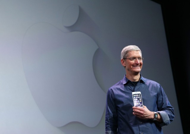 Apple: 5 Ways It’s Gone From Industry Leader to Follower