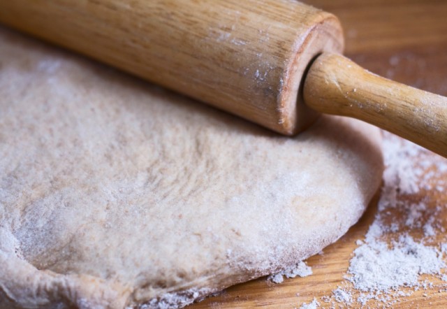 whole wheat pizza crust
