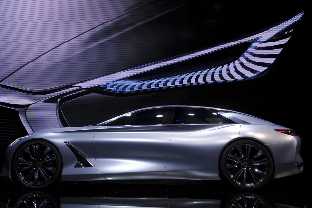 FRANCE-AUTO-SHOW-NISSAN