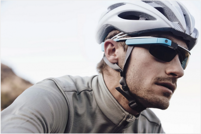 Google Glass blue