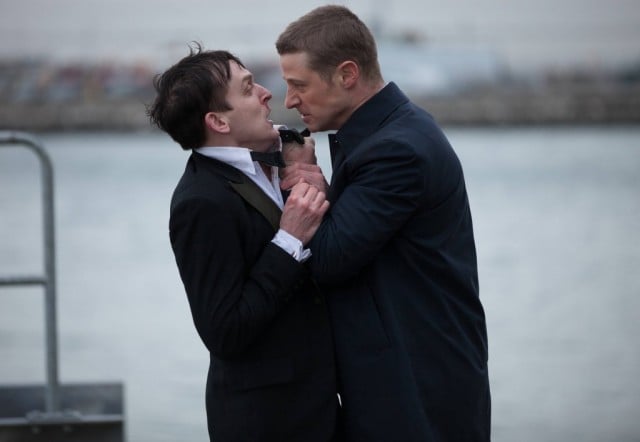 Gotham Pilot - Jim Gordon and The Penguin; Source: FOX