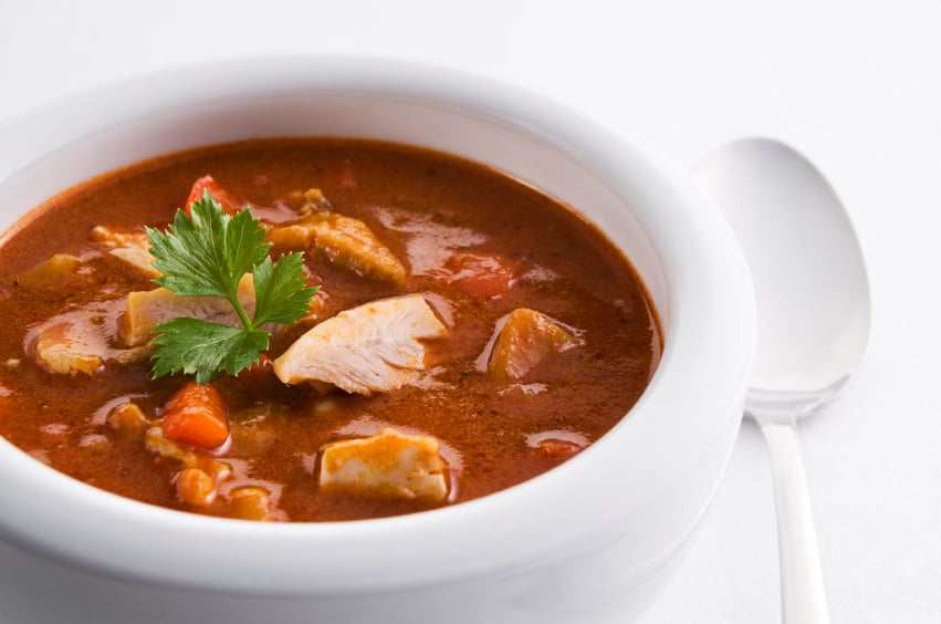 tomato soup with chicken and beans